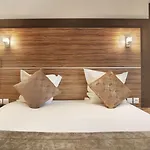 Apolonia Mouffetard, Sure Collection By Western