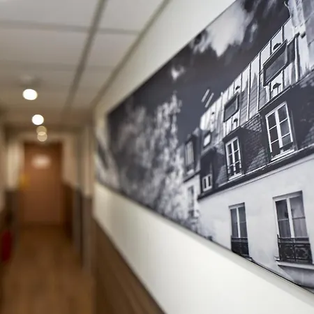 Apolonia Mouffetard, Sure Collection By Western