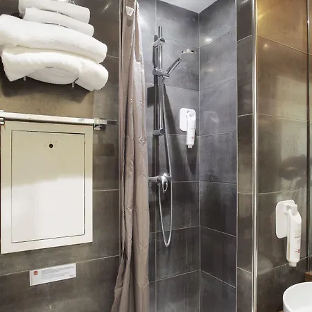 Apolonia Mouffetard, Sure Collection By Western Párizs